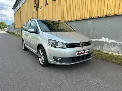 Gebraucht VW Touran Comfortline 105 PS (77 kW) 2012 Silber Van / Kleinbus