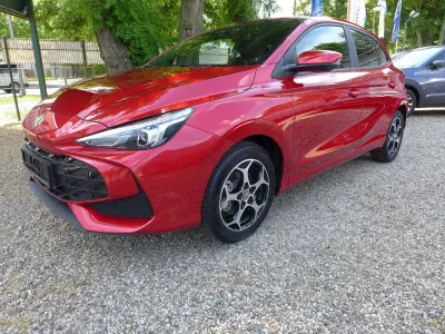 Neu MG MG3 Luxury 194 PS (142 kW) 2026 Diamond red Kleinwagen
