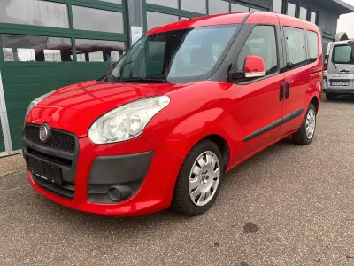 Gebraucht Fiat Doblò Dynamic 120 PS (88 kW) 2010 Rot Van / Kleinbus
