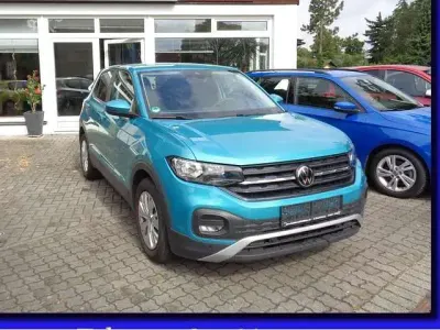 Gebraucht VW T-Cross Basis 95 PS (69 kW) 2022 Makenatürkis metallic SUV