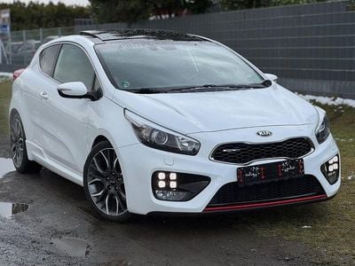 Gebraucht Kia Ceed GT GT 204 PS (150 kW) 2015 Weiß Coupé
