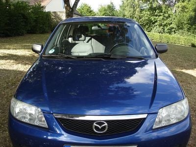 Gebraucht Mazda 323F Sporty 72 PS (52 kW) 2001 Blau metallic Kleinwagen