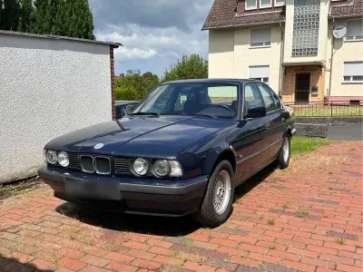 Gebraucht BMW 518 Basis 115 PS (84 kW) 1993 Blau Limousine