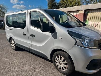 Usata Renault Trafic 125 CV (91 kW) 2016 Argento Monovolume