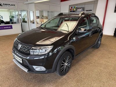 Gebraucht Dacia Sandero Celebration 90 PS (66 kW) 2018 Schwarz Kleinwagen