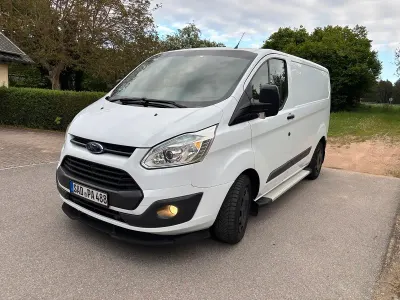 Gebraucht Ford Transit Custom 125 PS (91 kW) 2015 Weiß Van / Kleinbus