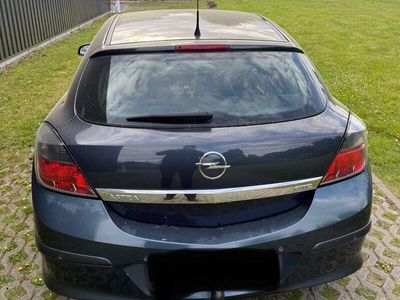 Opel Astra GTC