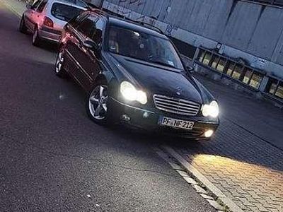Mercedes C320