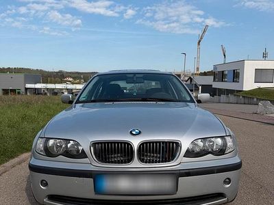 Second-hand BMW 320 Performance 170 CP (125 kW) 2002 Argintiu Berlinǎ