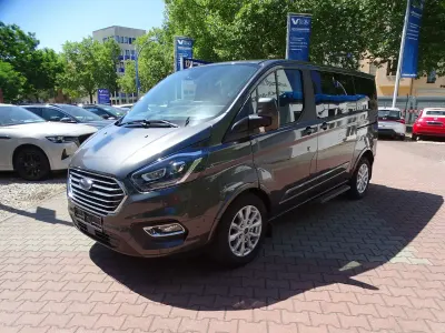 Gebraucht Ford Tourneo Titanium X 185 PS (136 kW) 2022 Grau Van / Kleinbus