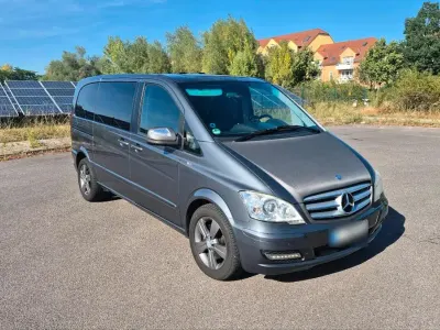 Gebraucht Mercedes Viano 224 PS (164 kW) 2011 Grau Van / Kleinbus