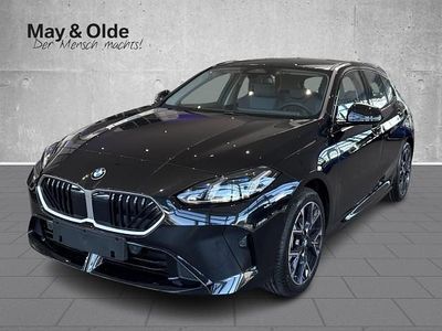 Neu BMW 120 Sport Line 170 PS (125 kW) 2026 Schwarz Kleinwagen