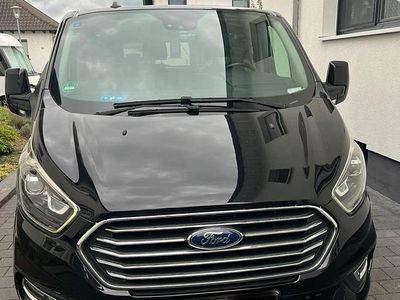 Gebraucht Ford Transit Custom 180 PS (132 kW) 2019 Schwarz Van / Kleinbus