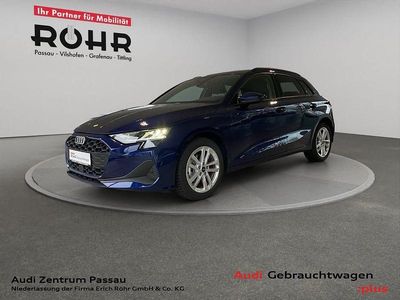 Gebraucht Audi A3 Ambiente 116 PS (85 kW) 2025 Navarrablau metallic Limousine