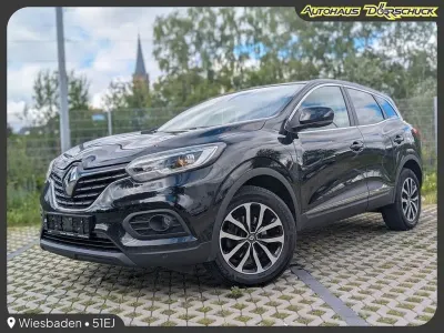 Gebraucht Renault Kadjar Equilibre 140 PS (102 kW) 2022 Sternenschwarz (metallic) SUV