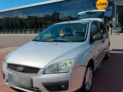 Gebraucht Ford Focus 101 PS (74 kW) 2006 Silber Kombi