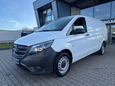 Weiß Gebraucht 2021 Mercedes Vito Van | 19.900 € (Guter Preis)