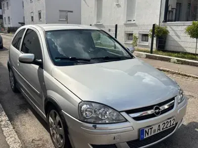 Gebraucht Opel Corsa 80 PS (58 kW) 2005 Silber Kleinwagen