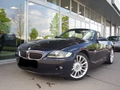 Usata BMW Z4 Sport Line 192 CV (141 kW) 2004 Blu Cabrio