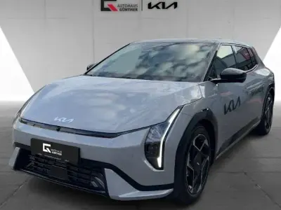 Gebraucht Kia EV4 Comfort 150 kW (204 PS) 2025 Waf) wolfgrau metallic (grau Kleinwagen