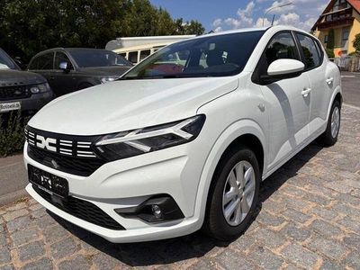 Begagnad Dacia Sandero Expression 91 HK (66 kW) 2024 Vit Sedan