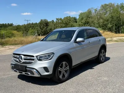 Gebraucht Mercedes GLC300e 306 PS (225 kW) 2022 Silber SUV