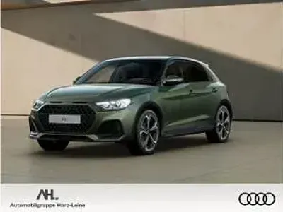Gebraucht Audi A1 Sport 116 PS (85 kW) 2026 Distriktgrün metallic SUV