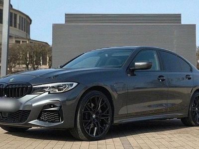Gebraucht BMW 330e Luxury Line 292 PS (214 kW) 2019 Limousine