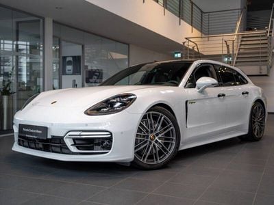 Porsche Panamera 4