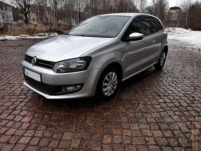 Silber Gebraucht 2013 VW Polo Edition Kleinwagen | 5.100 € (Fairer Preis)