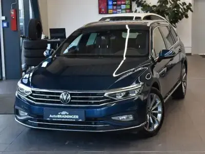 Używany VW Passat Elegance 200 KM (147 kW) 2022 Niebieski Kombi