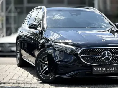 Gebraucht Mercedes E220 AMG line 197 PS (144 kW) 2025 Schwarz Limousine
