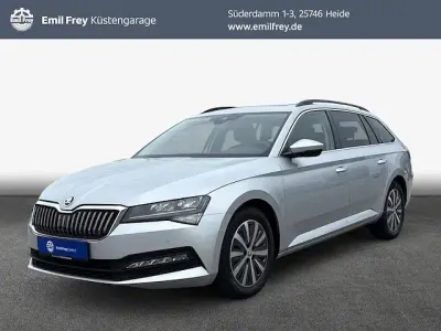 Gebraucht Skoda Superb Ambition 200 PS (147 kW) 2022 Brillantsilber metallic Kombi