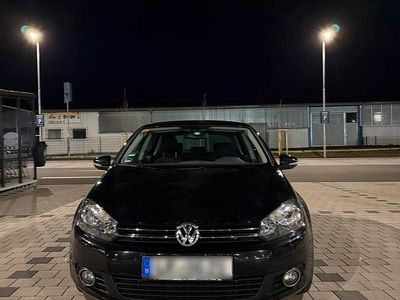 Gebraucht VW Golf VI Team 122 PS (89 kW) 2010 Schwarz Kleinwagen