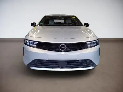 Gebraucht Opel Astra Edition 131 PS (96 kW) 2025 Silber Kleinwagen