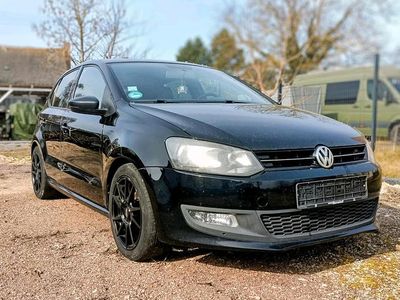 Gebraucht VW Polo Black Edition 60 PS (44 kW) 2014 Schwarz Limousine