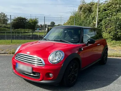 Gebraucht Mini Cooper Coupé 122 PS (89 kW) 2011 Rot Coupé