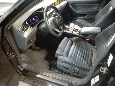 Usata VW Passat Business 150 CV (110 kW) 2023 Nero Station wagon