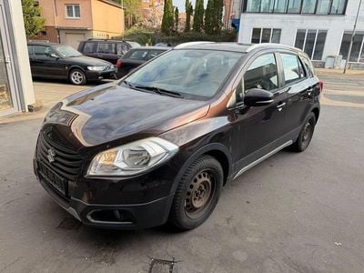 Usado Suzuki SX4 S-Cross 120 HP (88 kW) 2014 Castanho SUV