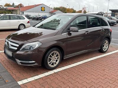 Mercedes B180