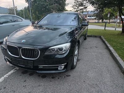 BMW 750