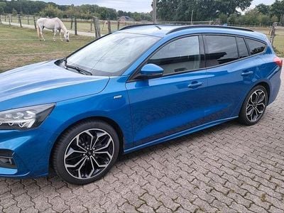 Second-hand Ford Focus ST-Line 182 CP (133 kW) 2020 Albastru Break