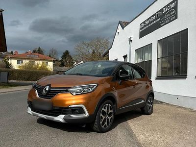 Gebraucht Renault Captur 90 PS (66 kW) 2019 Orange SUV