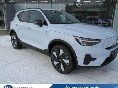 Neu Volvo EX40 Core 175 kW (238 PS) 2026 Cloud blue SUV