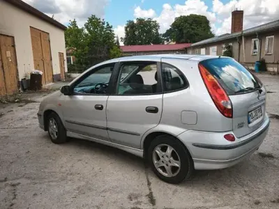 Gebraucht Nissan Almera Tino 116 PS (85 kW) 2004 Silber Van / Kleinbus