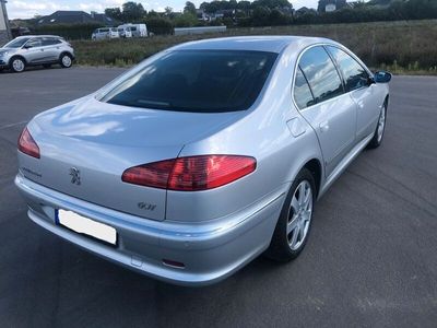Peugeot 607