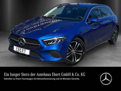 Gebraucht Mercedes A200 Advanced Plus 163 PS (119 kW) 2023 Spektralblau Limousine