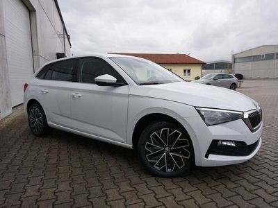 Moon weiß Gebraucht 2023 Skoda Scala Style Kleinwagen | 22.895 € (Etwas zu teuer)
