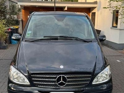 Second-hand Mercedes Viano 204 CP (150 kW) 2007 Negru Monovolum
