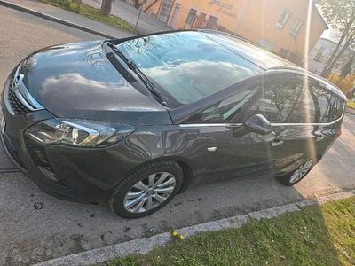 Second-hand Opel Zafira 140 CP (102 kW) 2013 Monovolum